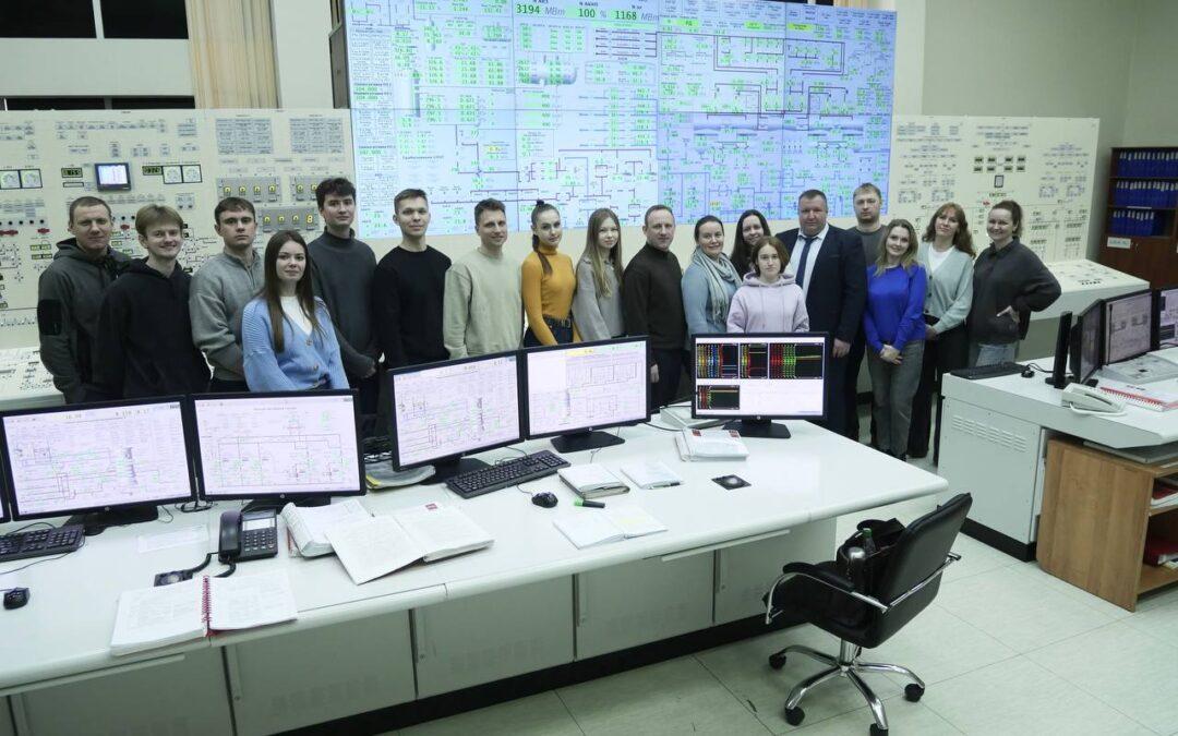 Работники РУП «БЕЛТЭИ» во главе с директором Александром Лобажевичем в рамках технической учебы посетили Белорусскую АЭС
